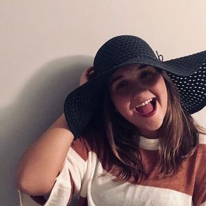 Meet your Posher, Kylee